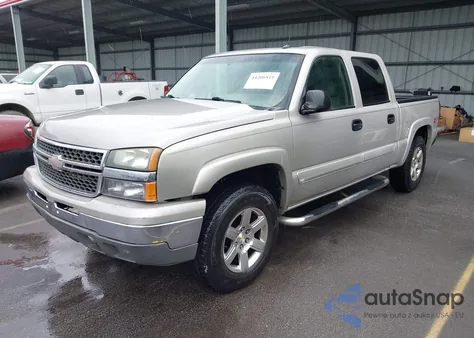 2004 Chevrolet Silverado 1500 Z71 из США, поврежденный, VIN 2GCEK13T741300110